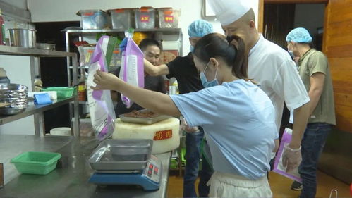 洋浦开展夏季高温天气食品安全监督抽检